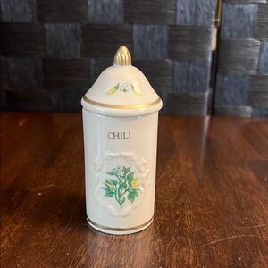 1992 Lenox Spice Garden Porcelain Spice Jar in Chili